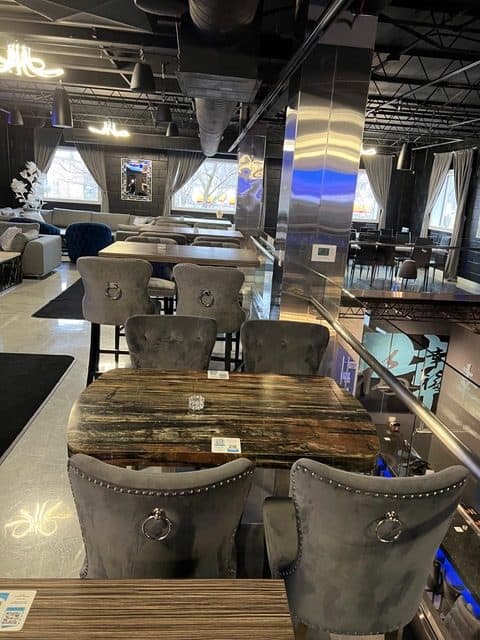 Professional Restaurant Furniture Installation - Chicago Suburbs