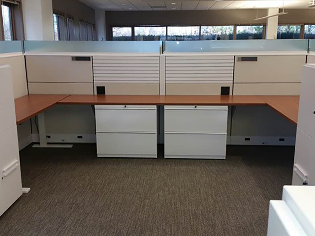 Knoll Office System Installation Shared Workspace